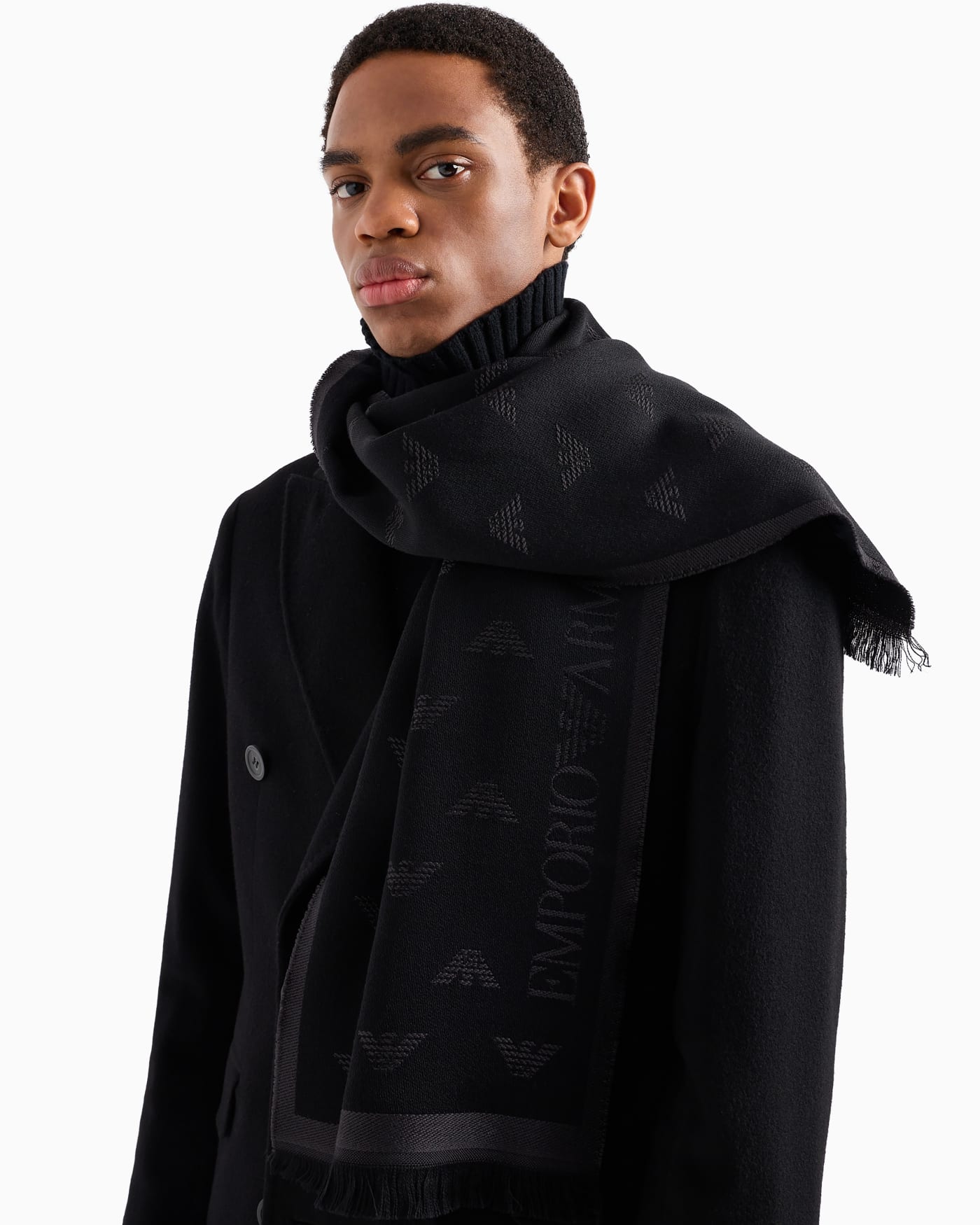 Eagle scarf wool jacquard with fringes man