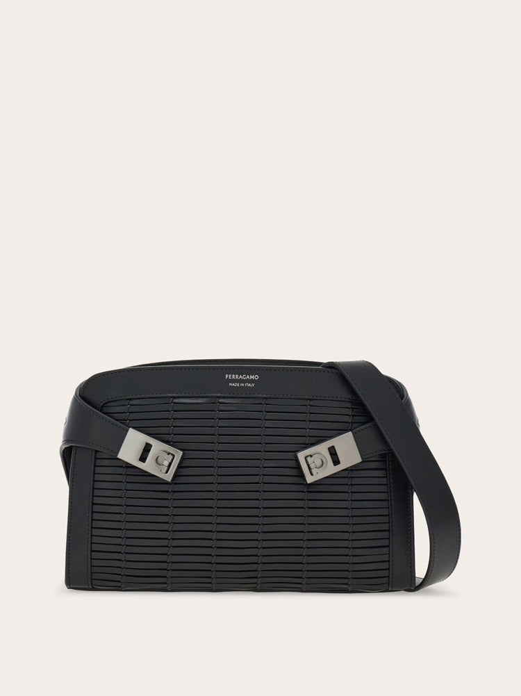 Hug crossbody bag