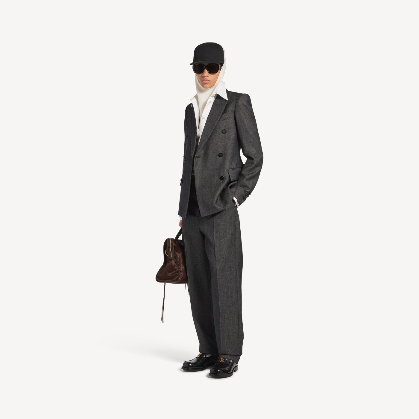 Fitted tailored pants