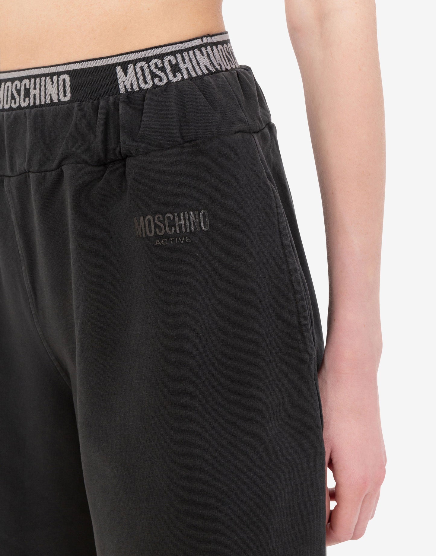 Shorts in felpa di cotone tinto in capo