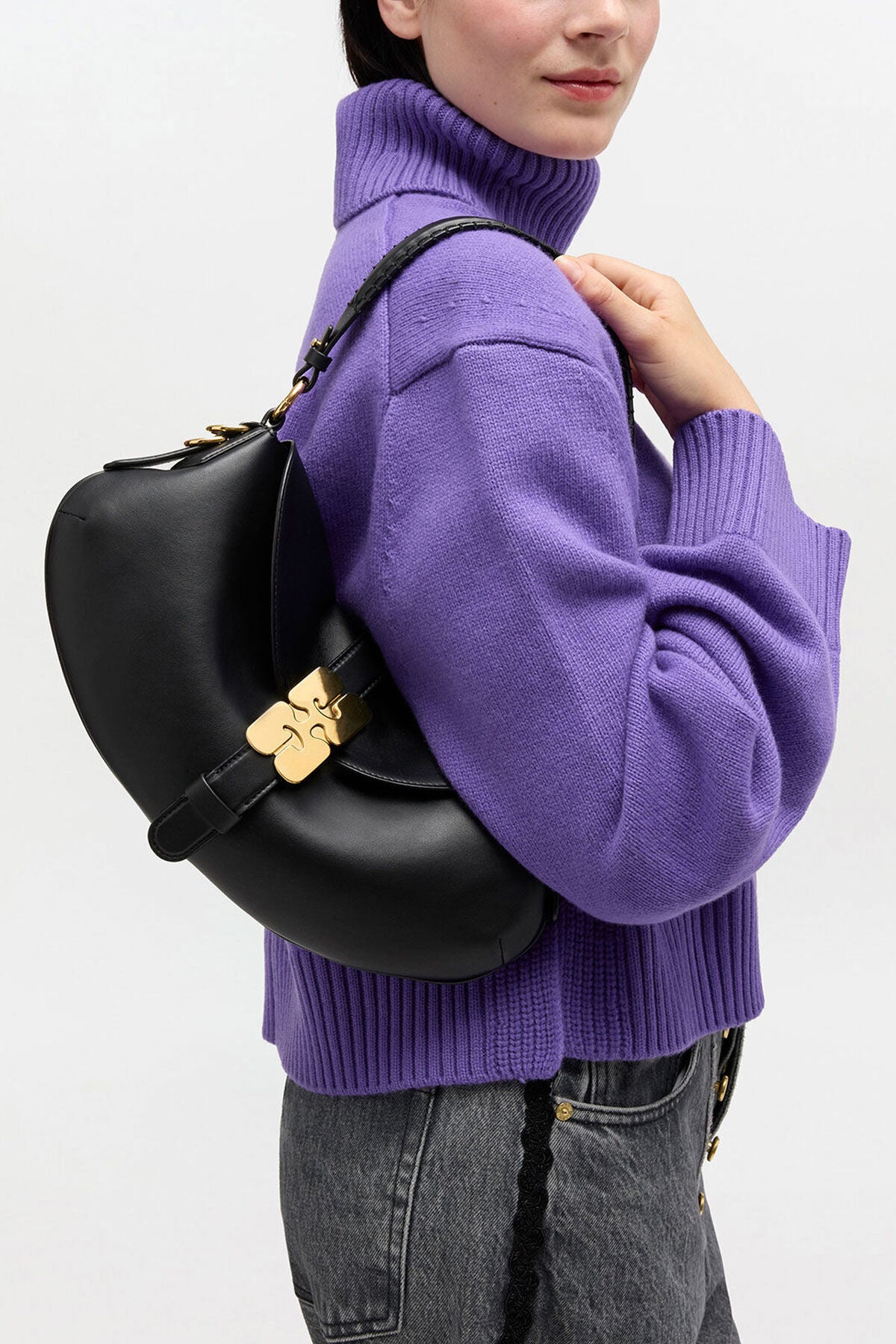 Black B-Kat Bag