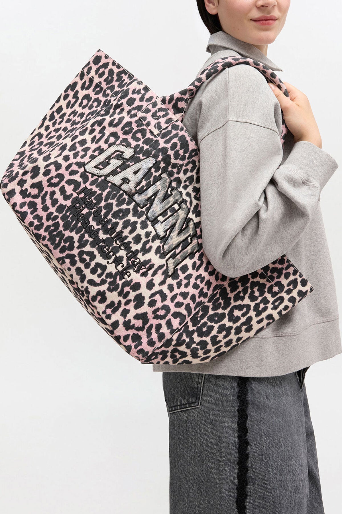 Leopard Medium Tote