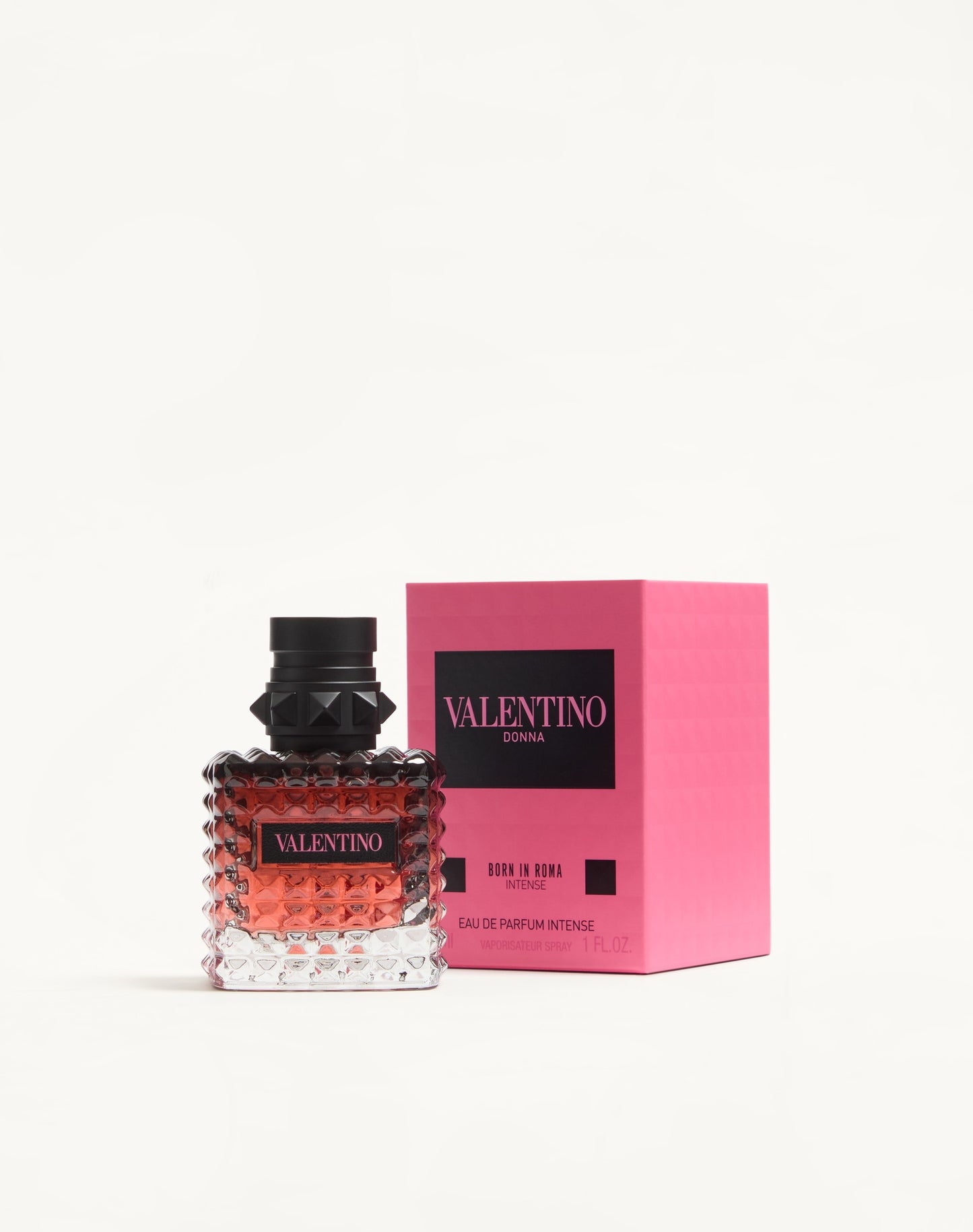 Born In Roma Intense Eau De Parfum Spray 30ml in Transparent