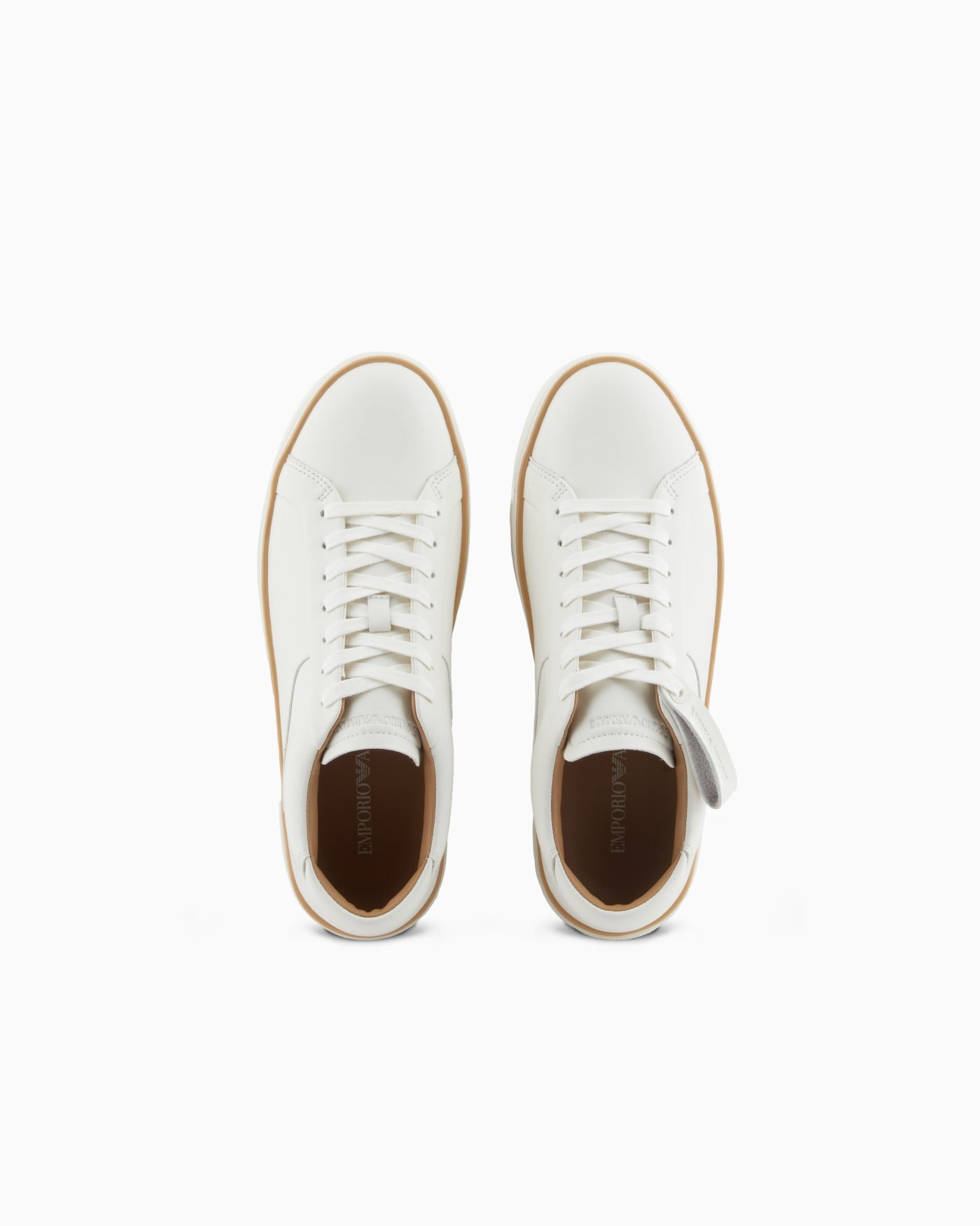 Leather sneakers with a contrasting welt