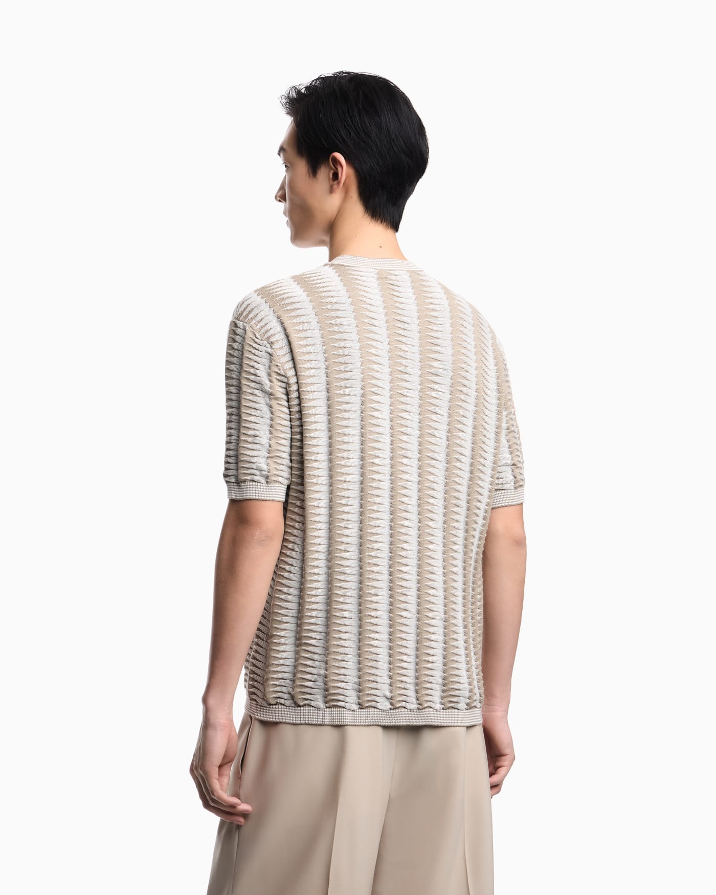 Jumper with two-toned jacquard motif