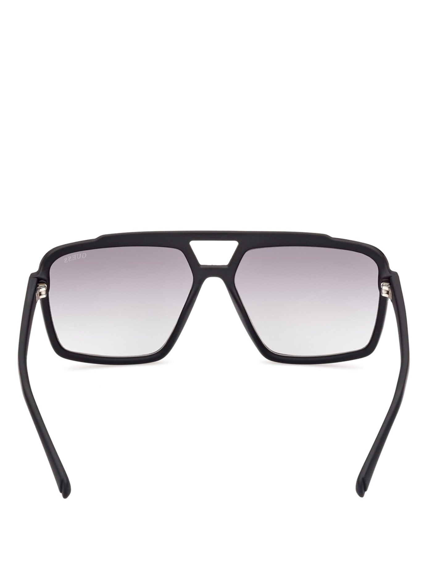 Metal Trim Plastic Navigator Sunglasses