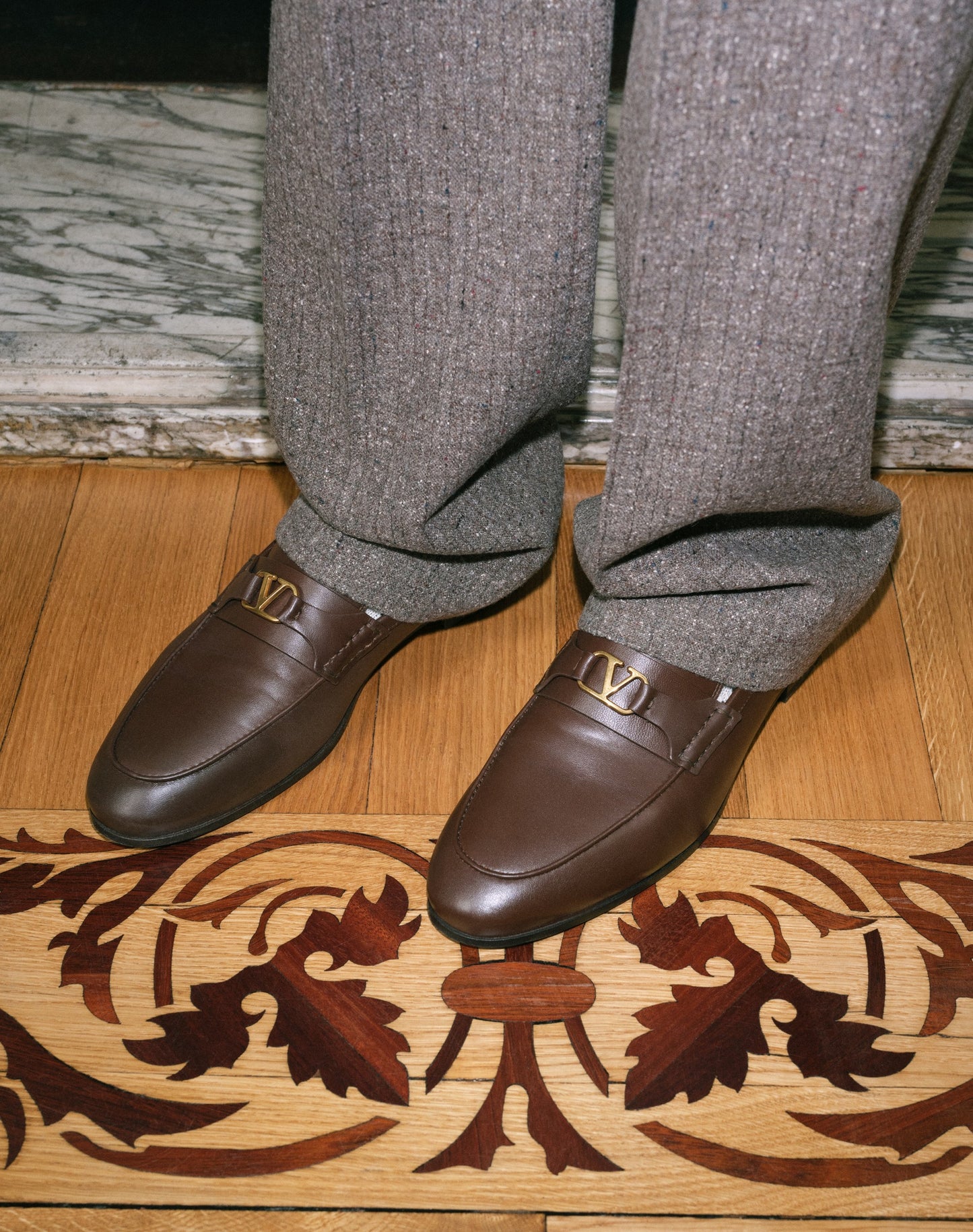 Vlogo Signature Nappa Leather Loafer