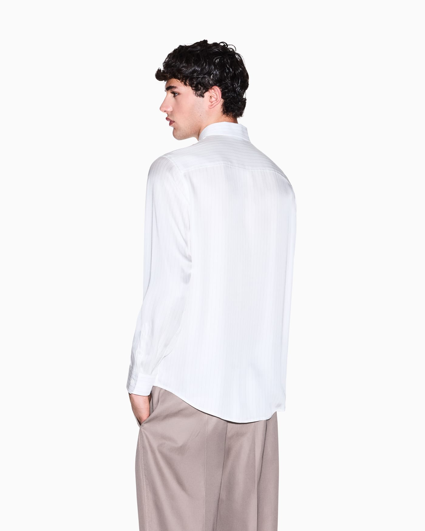 Regular fit shirt in viscose twill