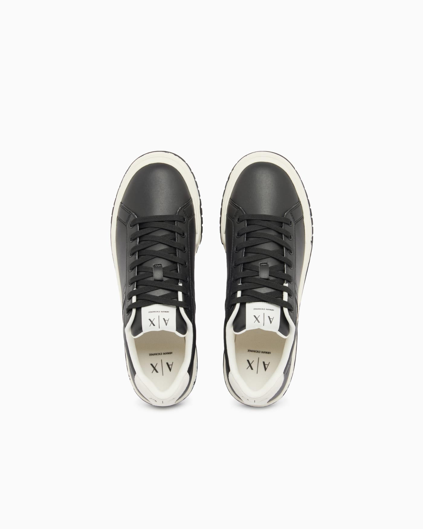 Sneakers in leather and suede with rubber sole