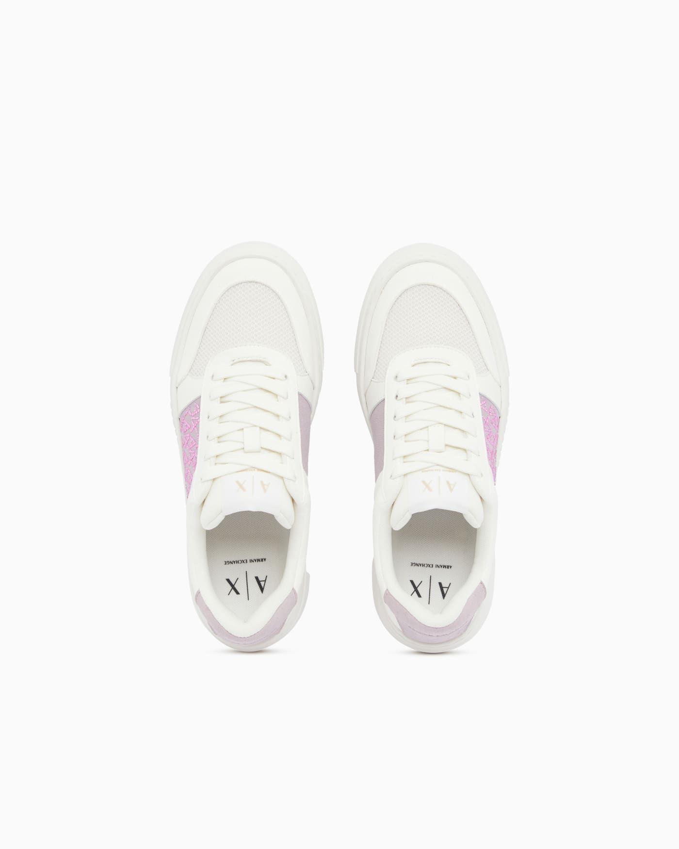 Lace-up low-top sneakers in textured mesh with a thick sole