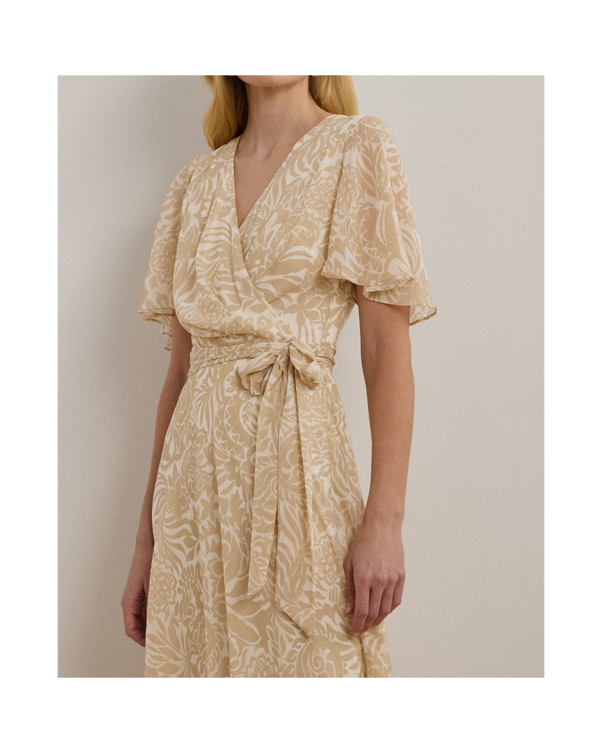 Floral Belted Crinkle Georgette Dress