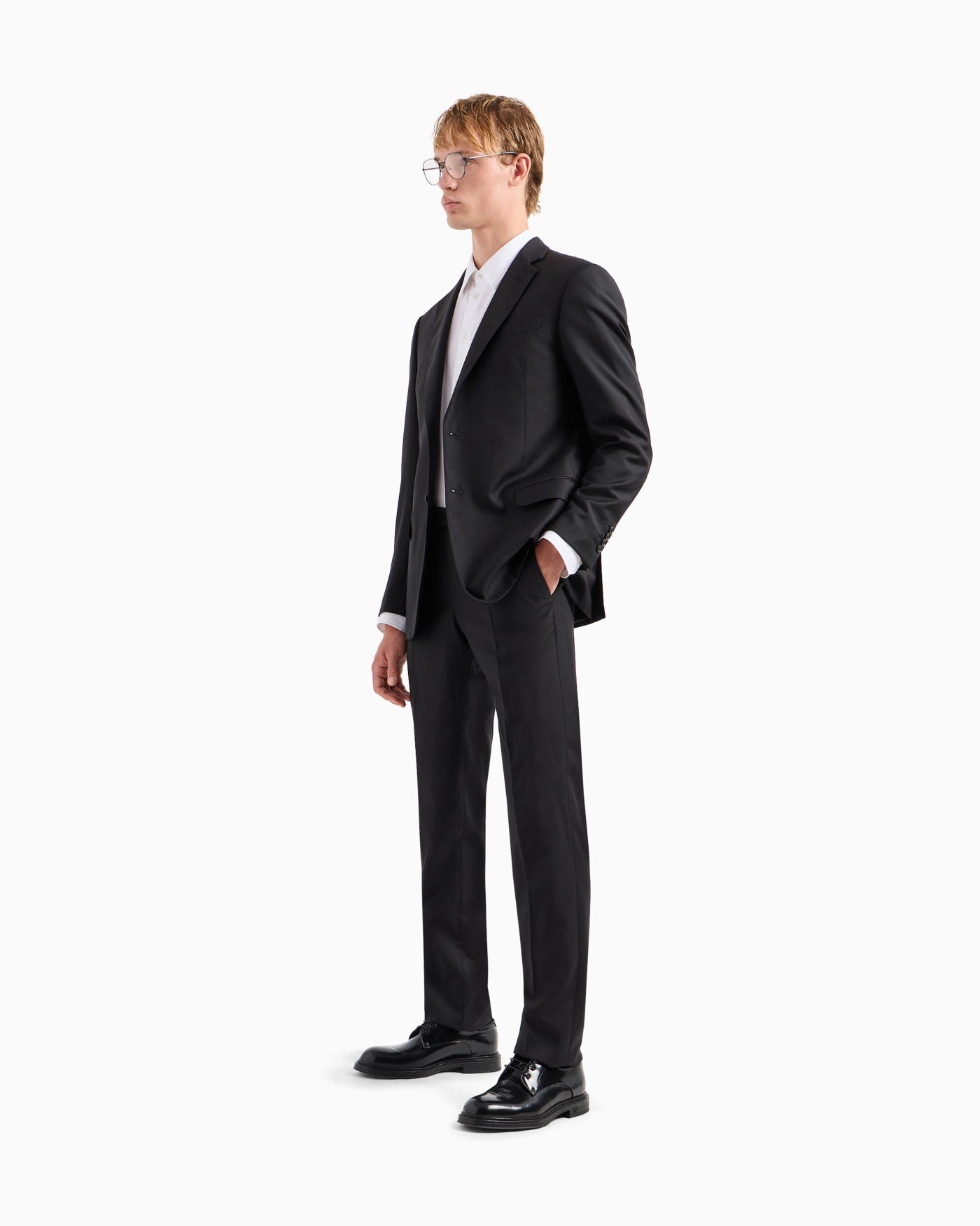 Single-breasted suit in fresh wool canvas