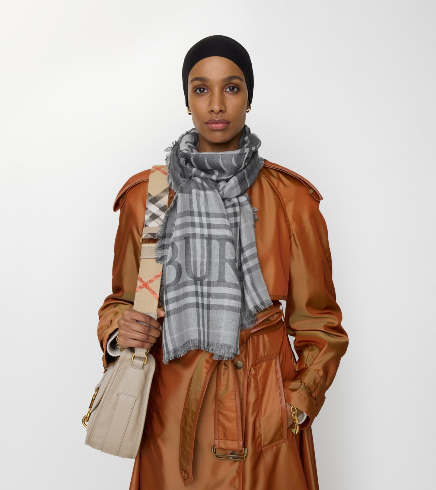 Wide Knight Check Wool Silk Scarf in Mitten grey