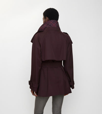 Short Gabardine Fitzrovia Trench Coat in Wine red