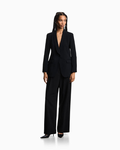 Satin blazer in a single-breasted cut with pockets Essential