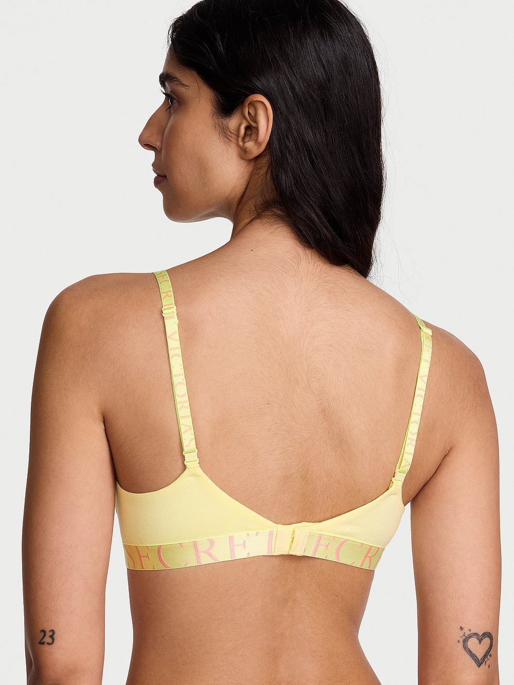 Smooth Lightly Lined Full-Coverage Bra