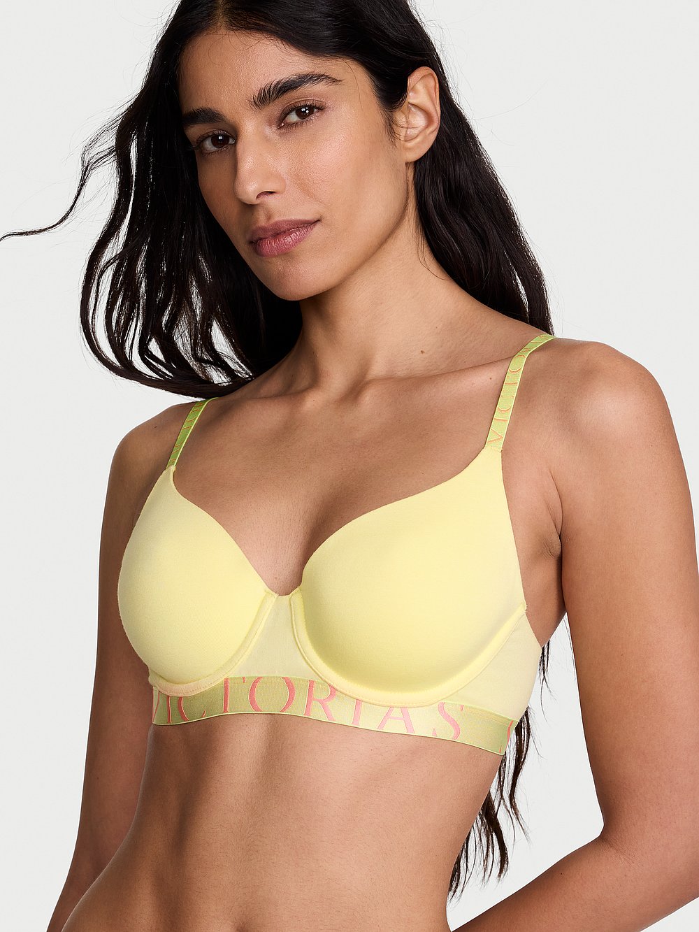 Smooth Lightly Lined Full-Coverage Bra