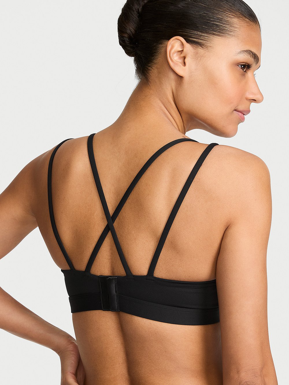VSX Elevate™ Strappy Plunge Sports Bra