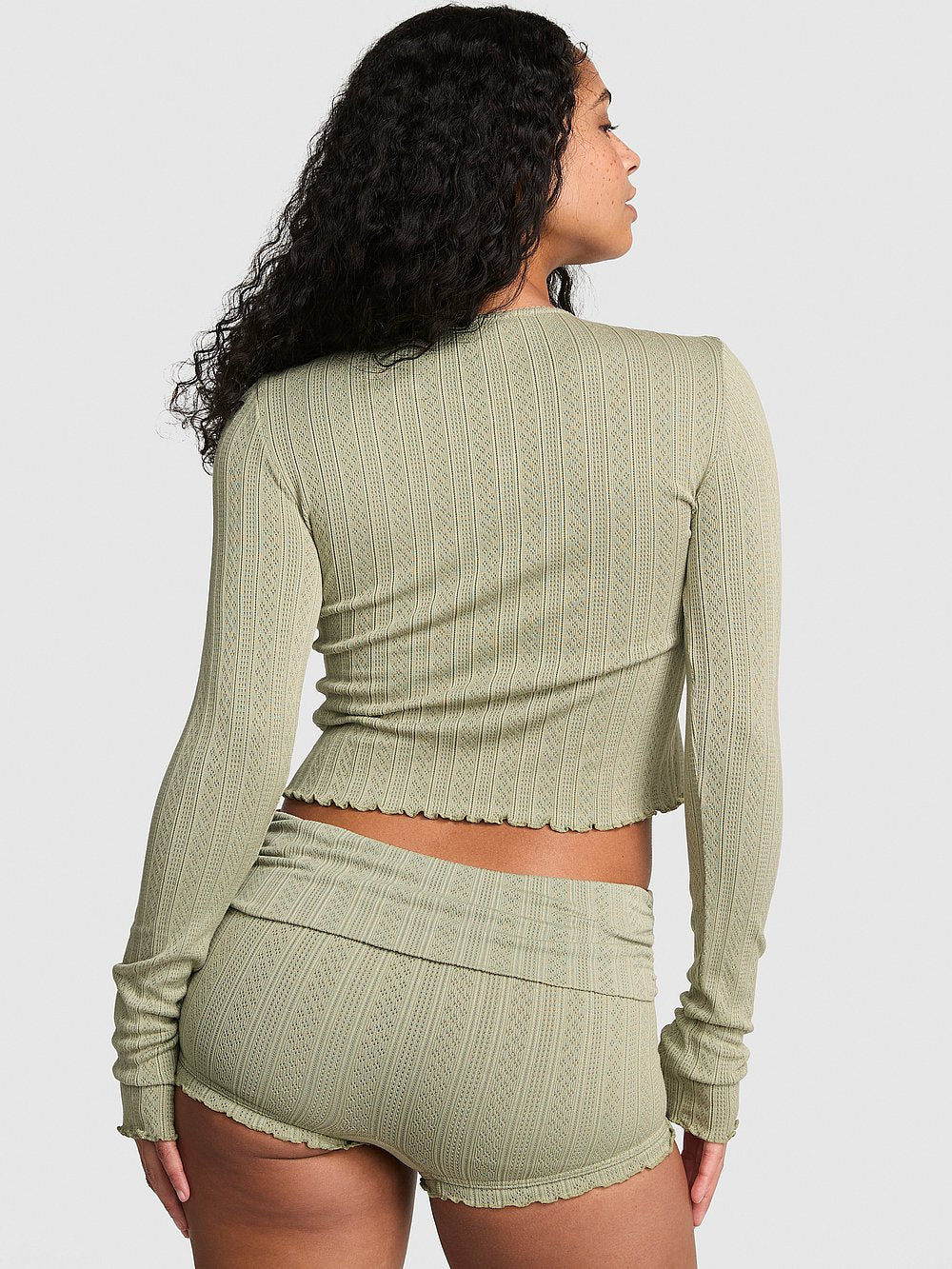AnyWear Cropped Cardigan