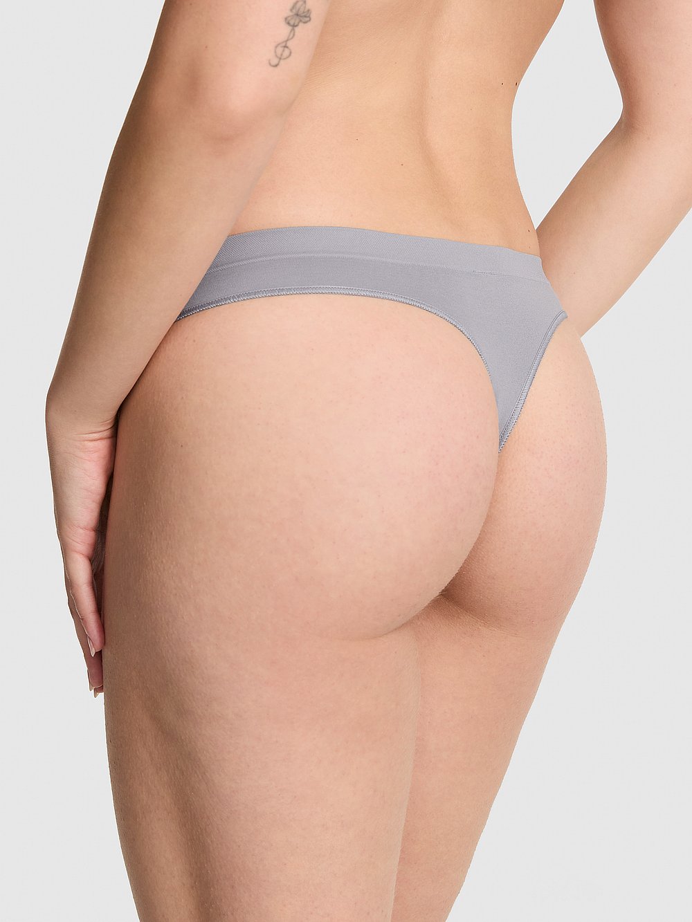 Seamless Thong Panty