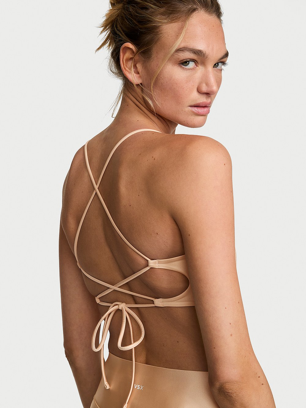 VSX GlossyTech™ Strappy-Back Sports Bra
