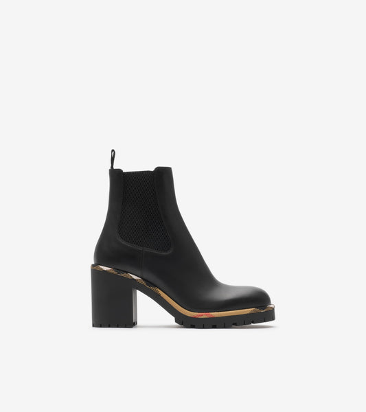 Leather Gravel Heel Chelsea Boots in Black