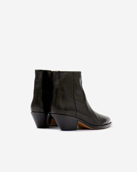 Boots Adnae