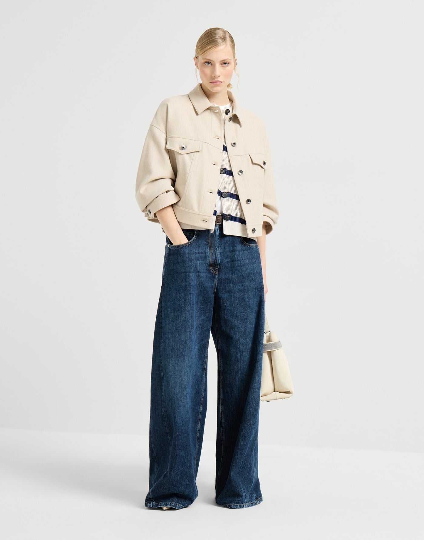 Lightweight wool cloth outerwear jacket with monili