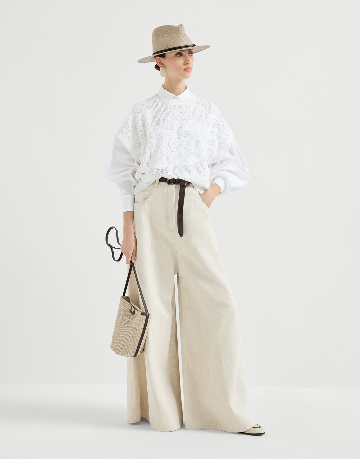 Dazzling water lillies knit t-shirt in linen and cotton