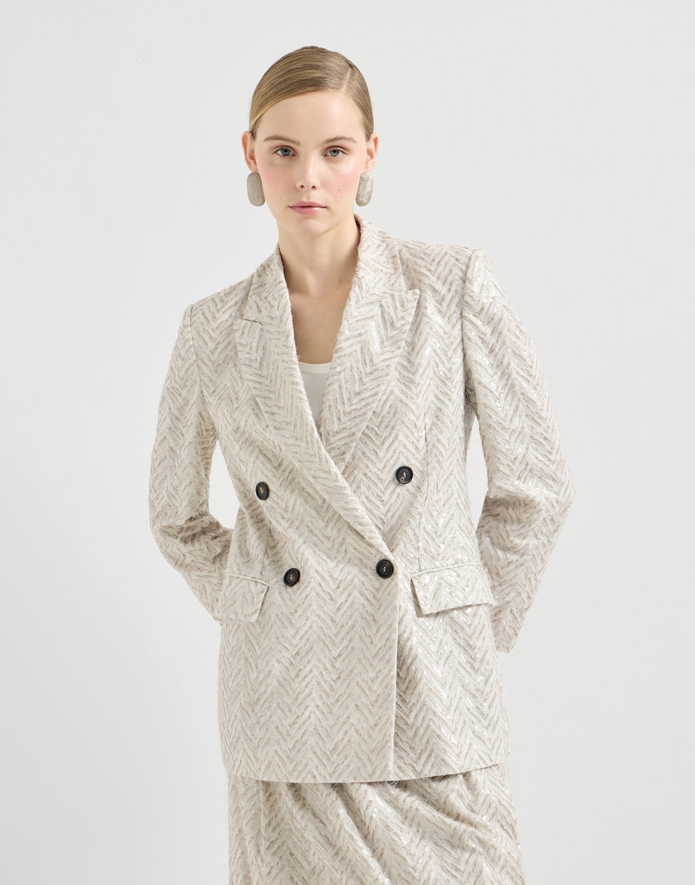Dazzling maxi chevron embroidery blazer in linen