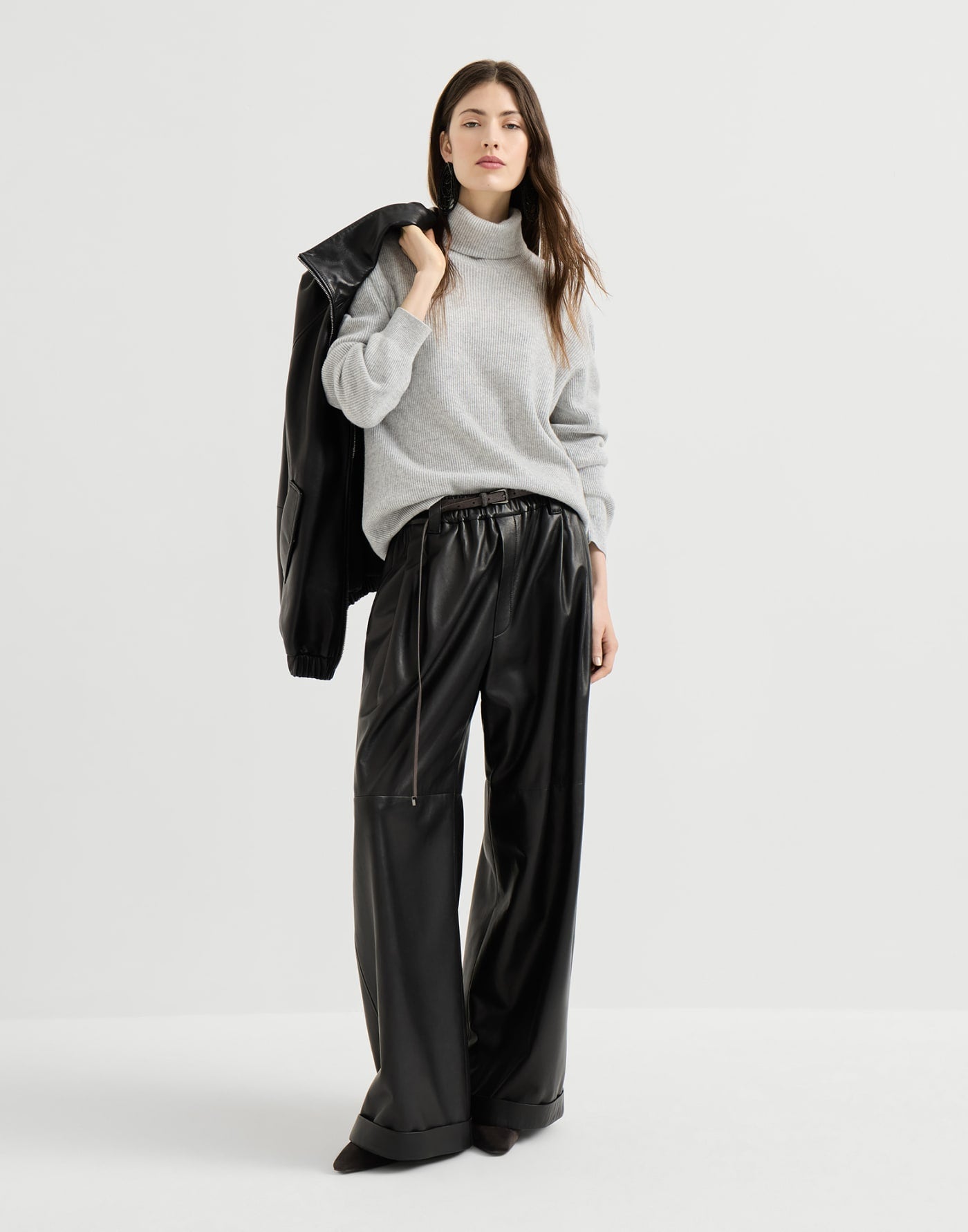 Cashmere English rib turtleneck sweater with monili