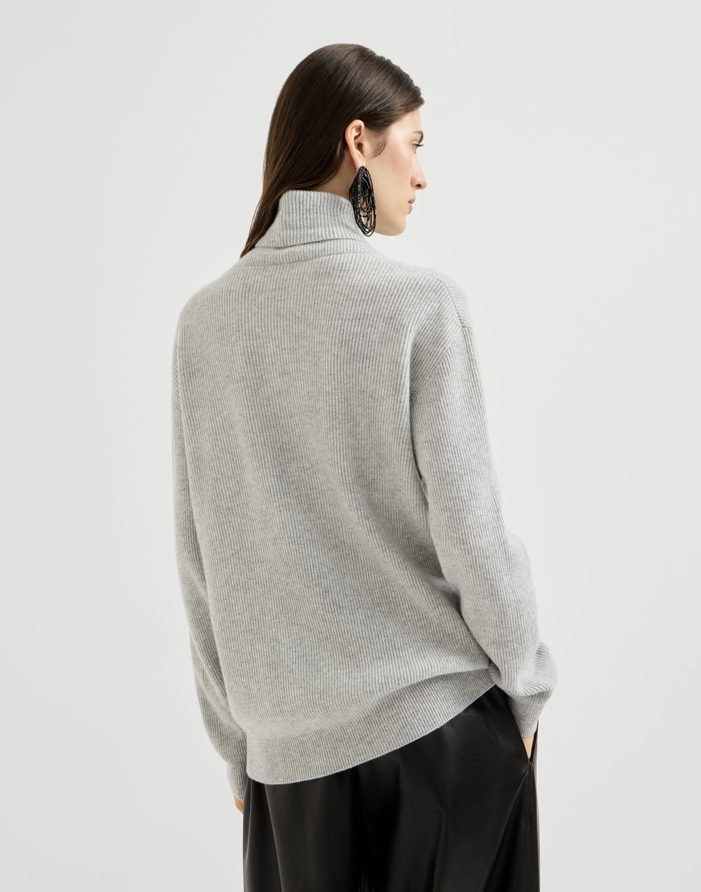 Cashmere English rib turtleneck sweater with monili