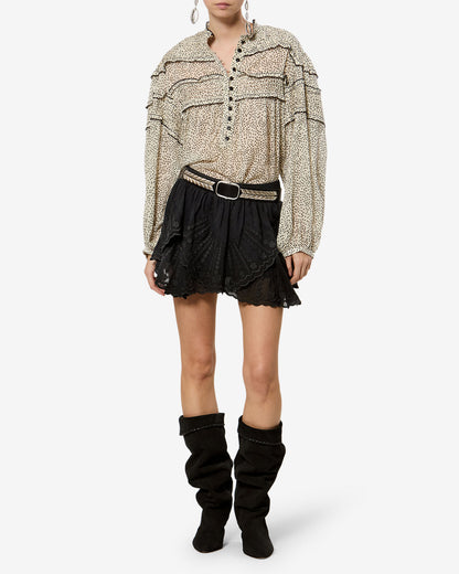 SHORT LAYALE