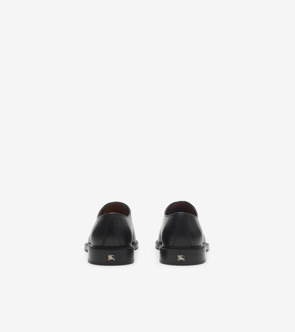 Leather Manor Derby Shoes in Black