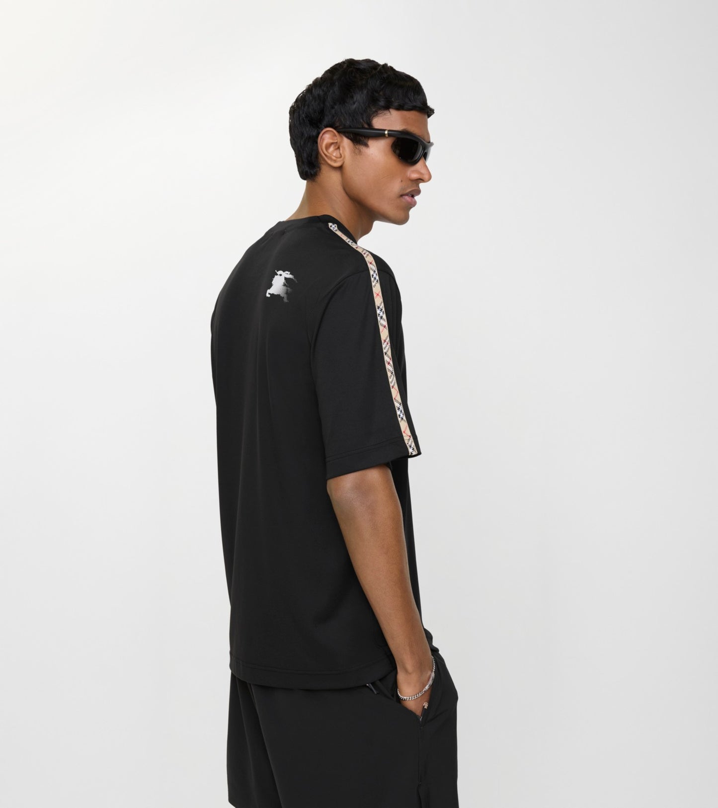 Check Trim Jersey T-shirt in Black