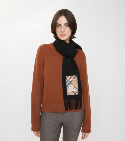 Check Label Cashmere Scarf in Black/sand beige