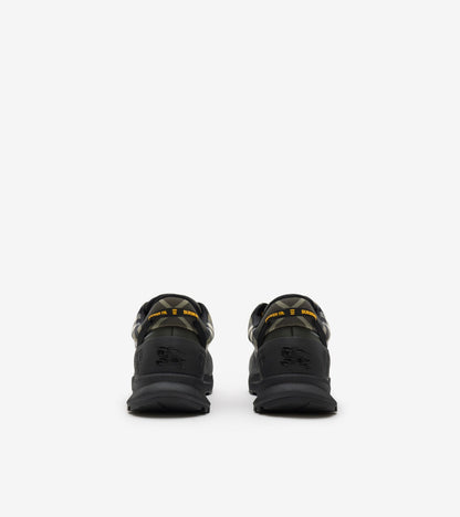 Check and Mesh Discover Sneakers in Thicket green