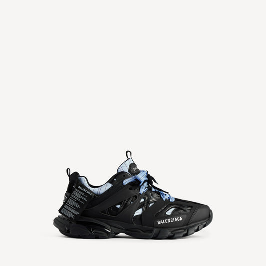 Track shirt sneaker