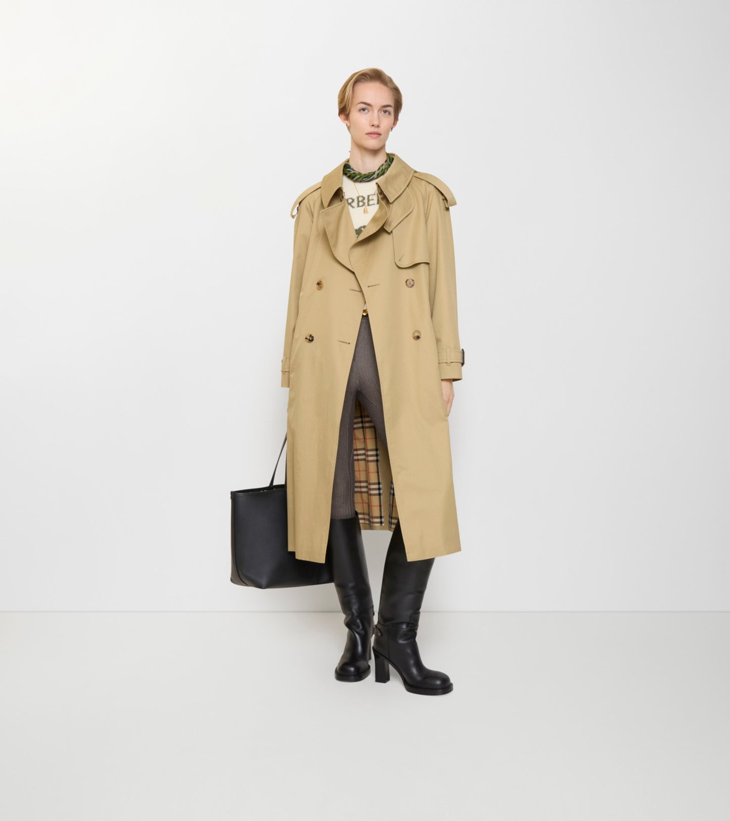 Long Gabardine Fitzrovia Trench Coat in Beige