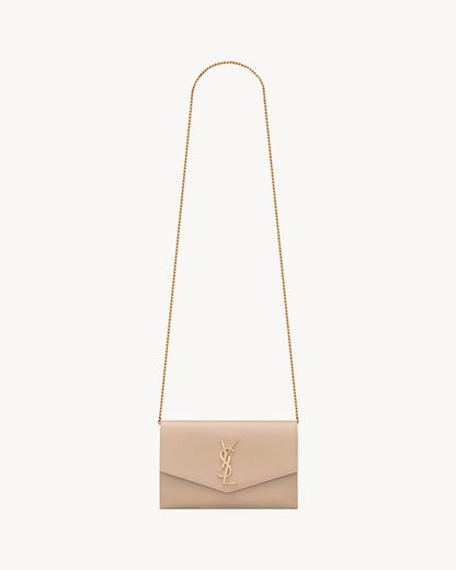 UPTOWN CHAIN WALLET IN GRAIN DE POUDRE EMBOSSED LEATHER
