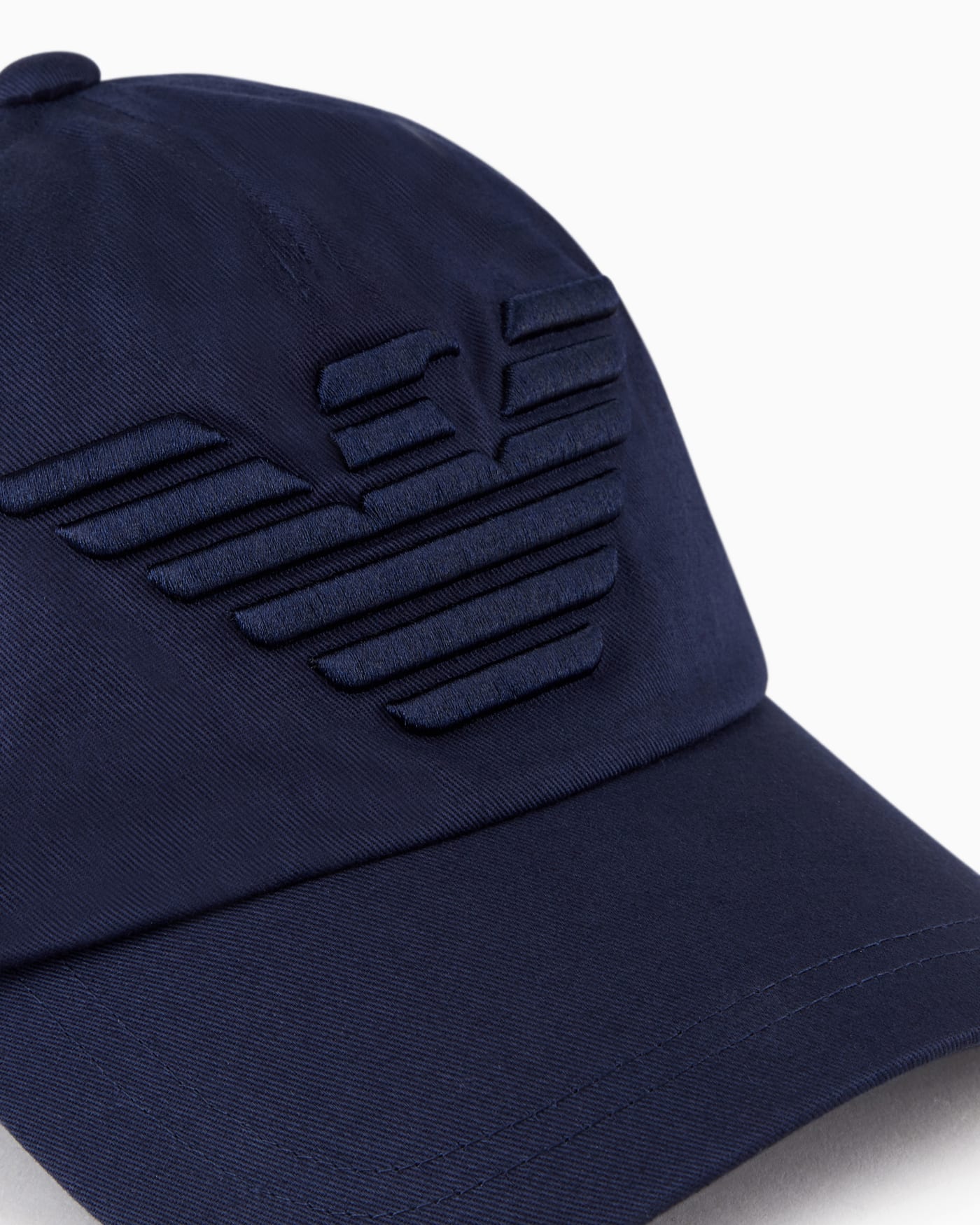 Outdoor cap in cotton with embroidered eagle Essential
