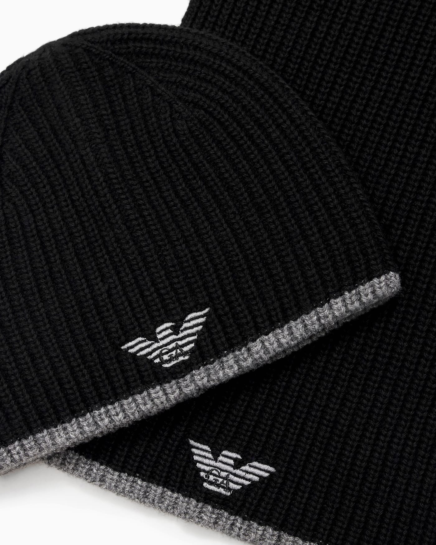 Ribbed wool scarf and beanie set for man