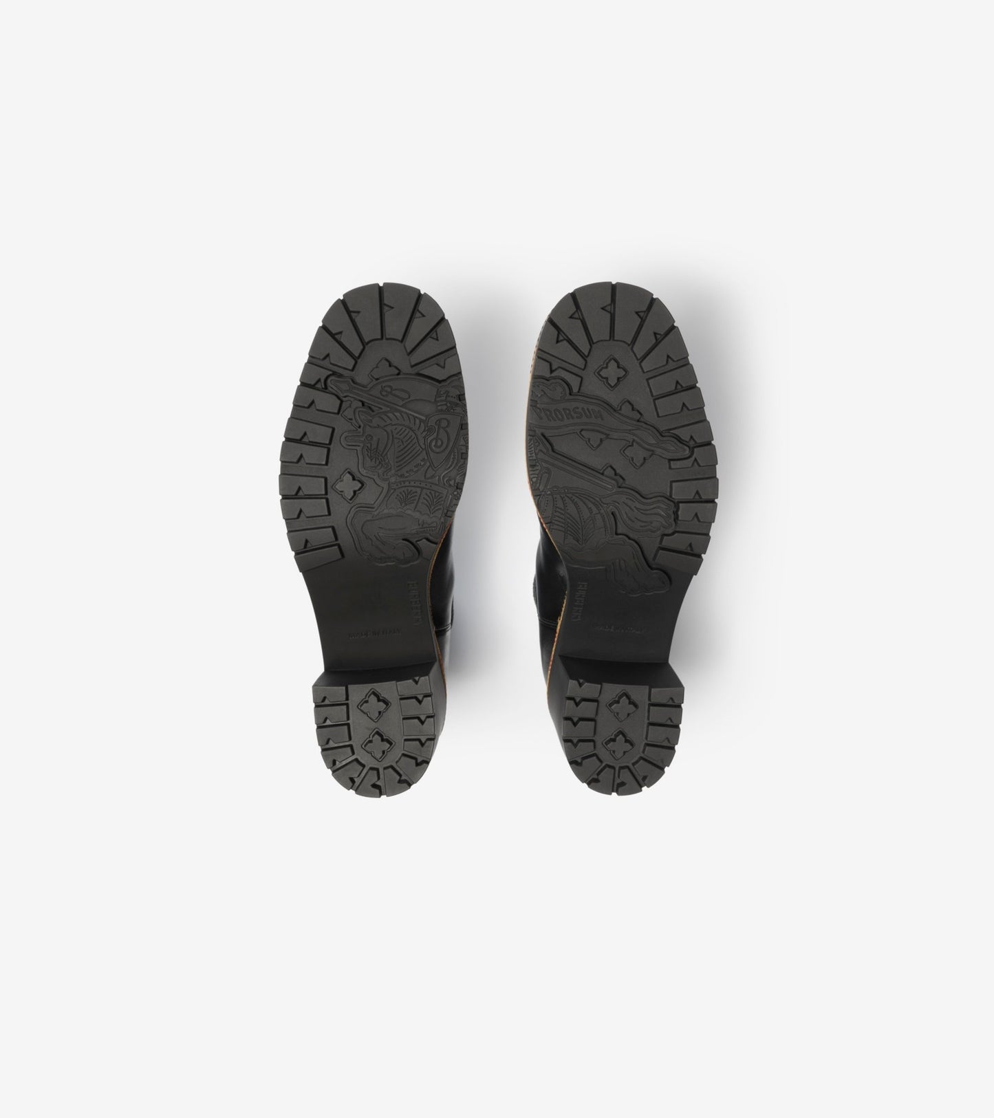 Leather Gravel Heel Chelsea Boots in Black