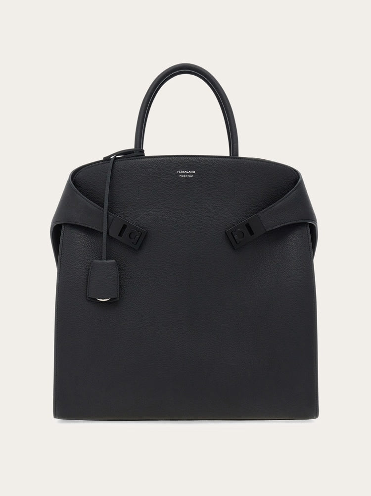 Hug tote bag