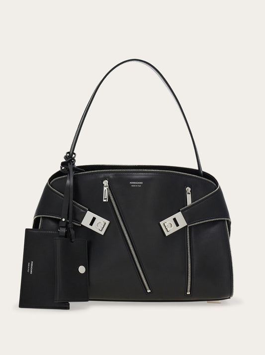 Hug Soft multi-zip shoulder bag (M)