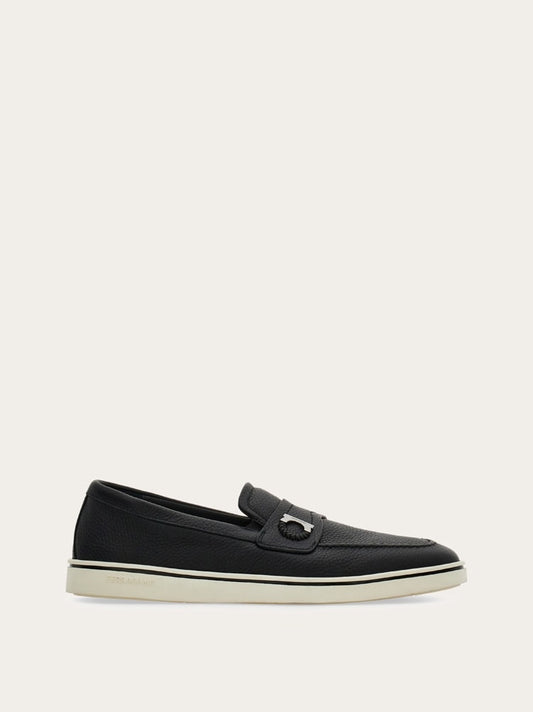Boat shoe loafer with Gancini ornament