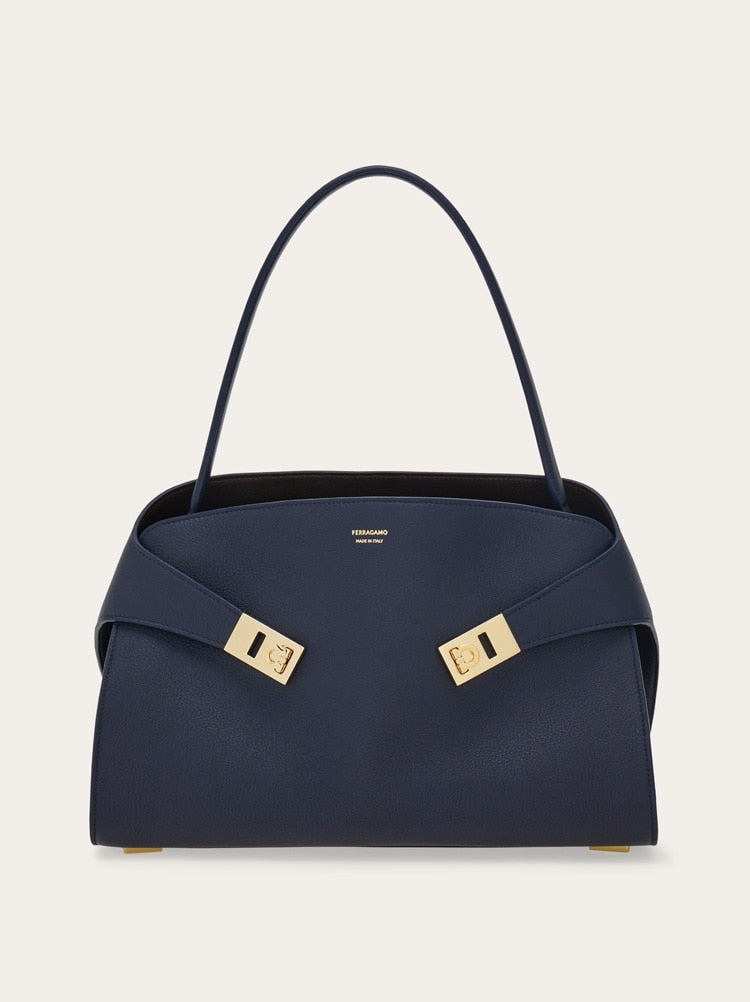 Hug Soft bicolor shoulder bag (M)