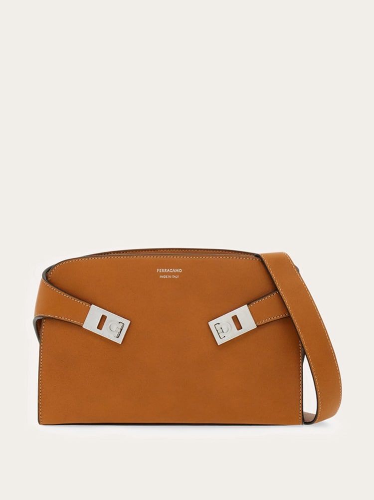 Hug messenger (S)