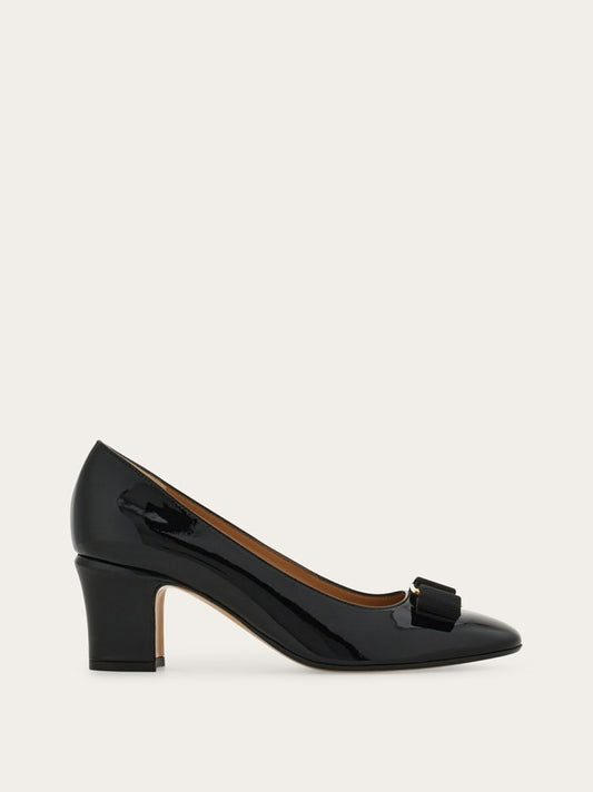 Vara bow block heel pump