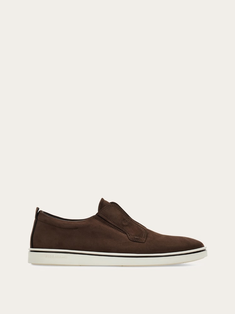 Derby slip-on